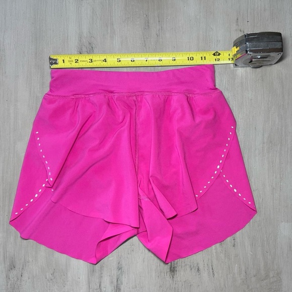 Lululemon Fast and Free Shorts SONIC PINK - Picture 7 of 9